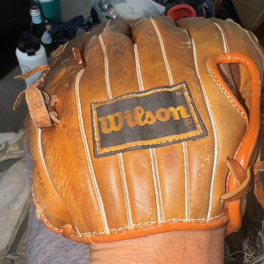 VINTAGE BRUCE SUTTER‎ WILSON A2245 BASEBALL GLOVE MITT